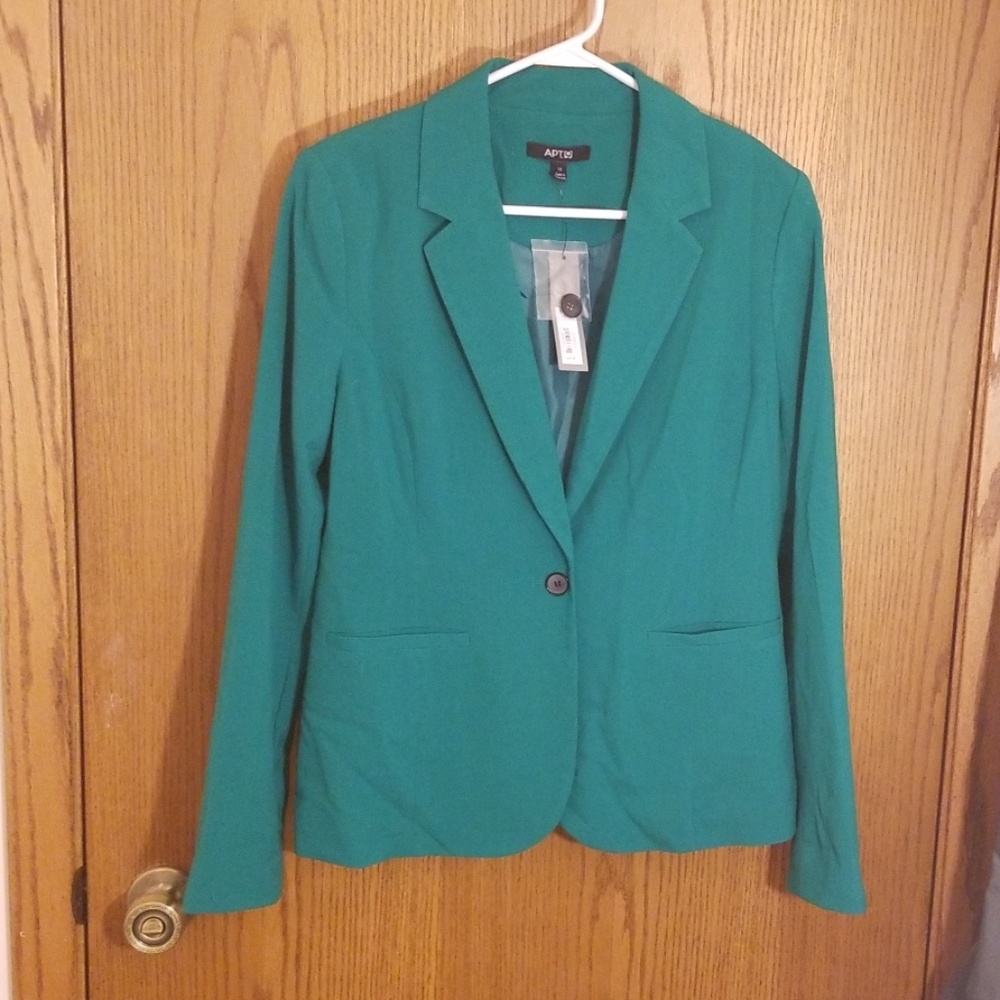 Green women's blazer